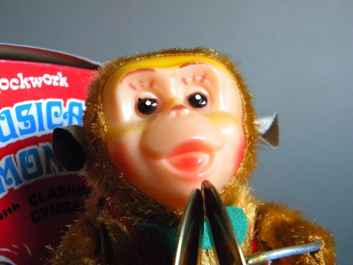 Amazon.co.jp: MUSICAL MONKEY おサルさん sofvi 子猿のシンバル 演奏