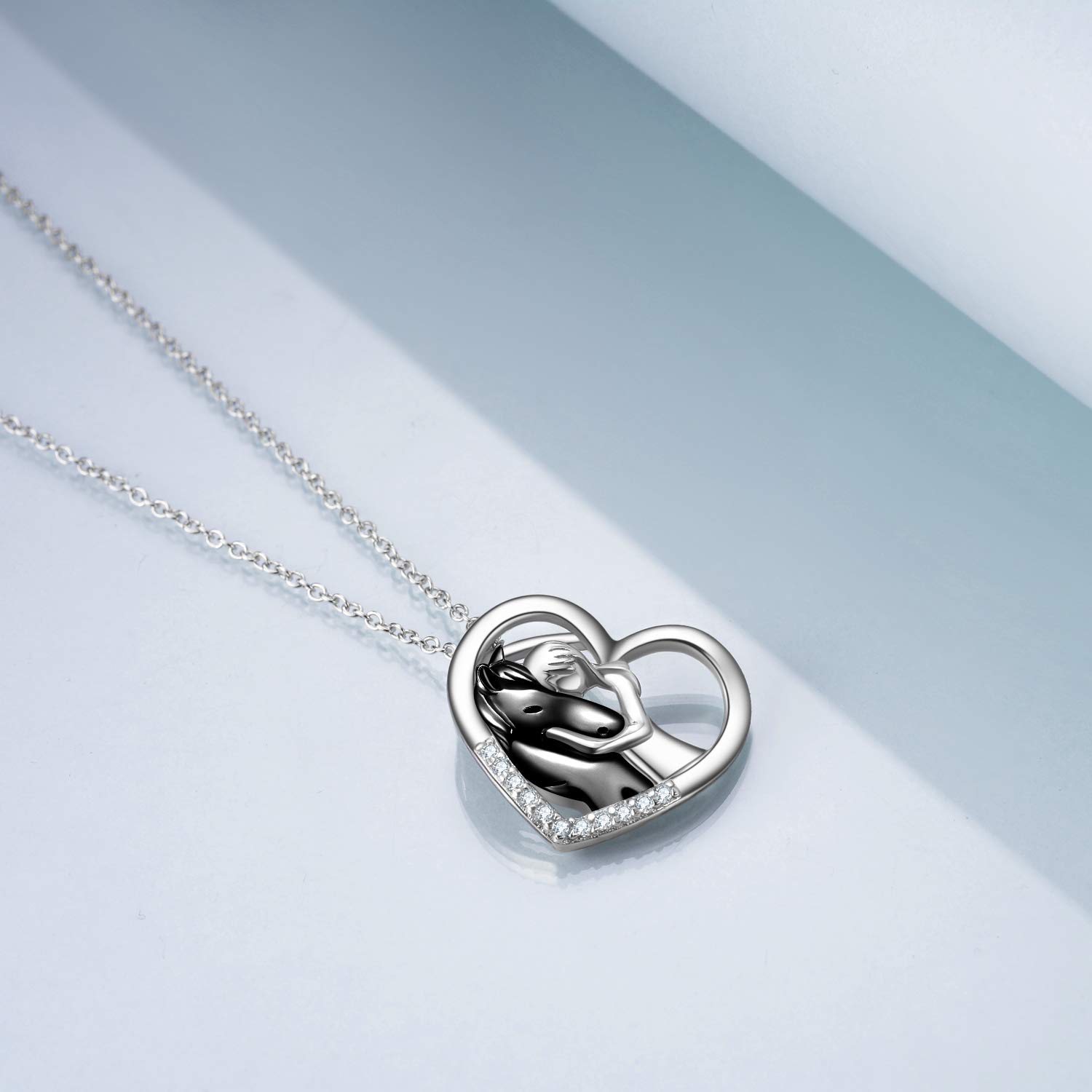 YFN Halskette mit Pferde-Anhänger, 925er Sterlingsilber, Geschenk für Mädchen und Frauen