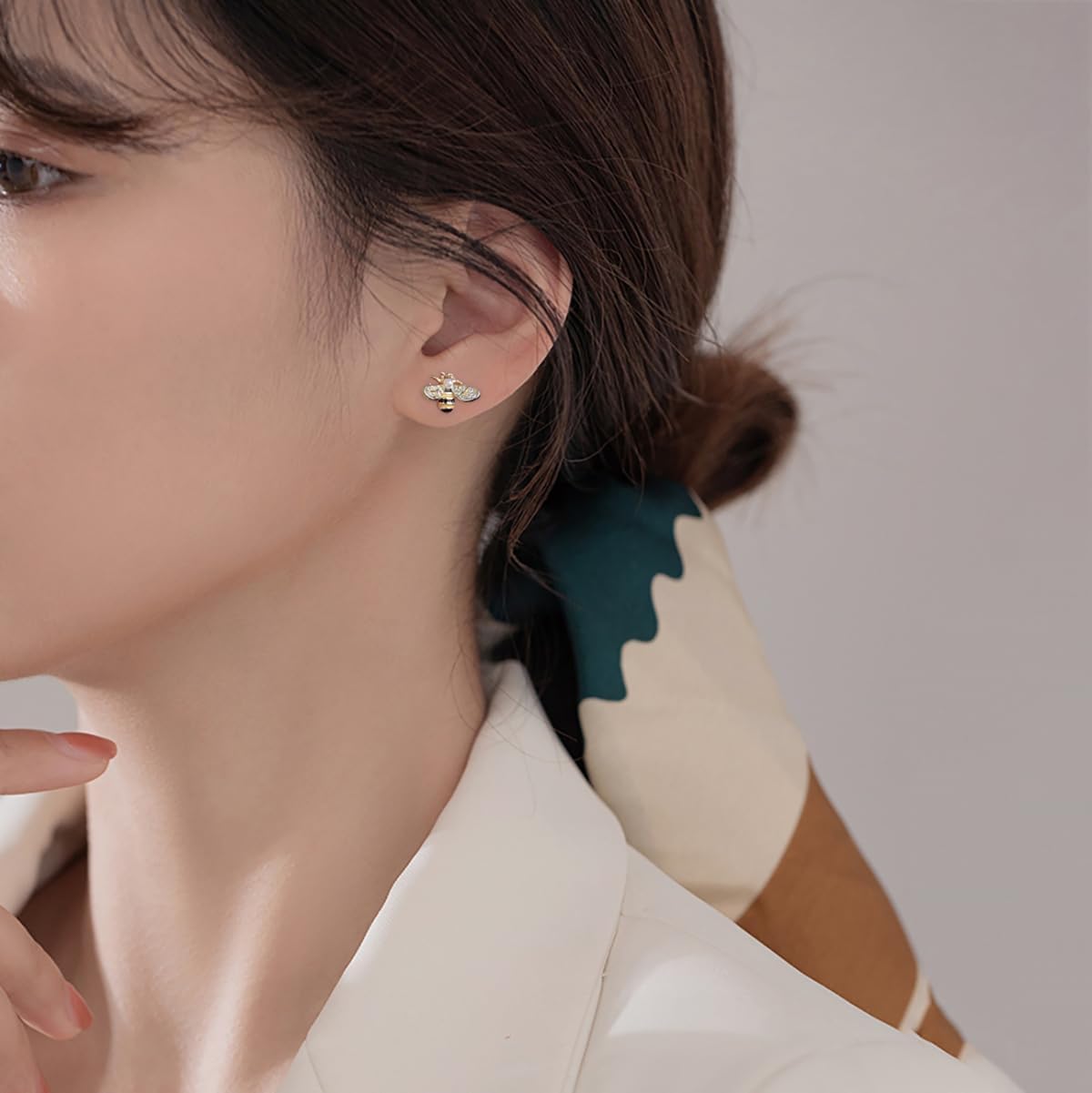 Reffeer Solid 925 Sterling Silver Cute Bee Earrings Stud for Women Teens Small Freshwater Pearl Bee Earrings - Image 2