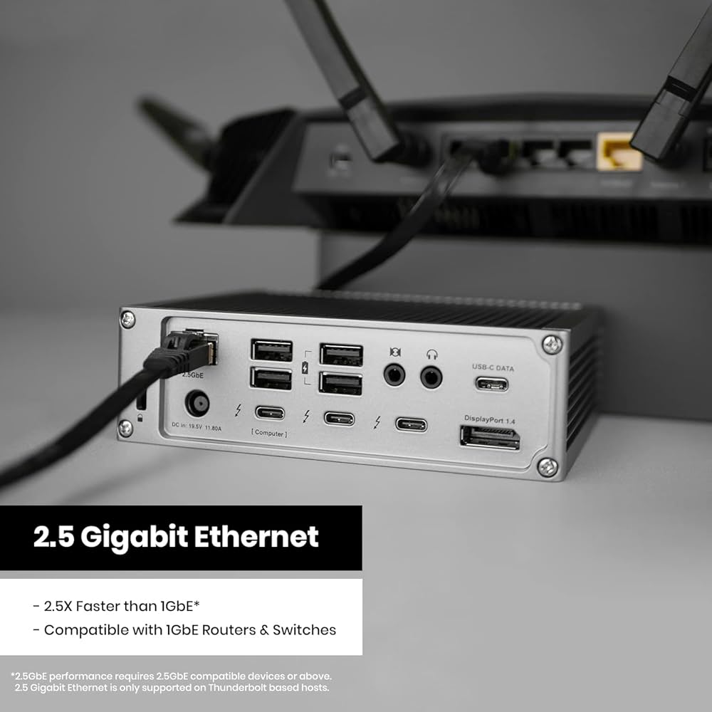 CalDigit TS4 Thunderbolt™ Station 4 TS4_Vertical-Right-Front-