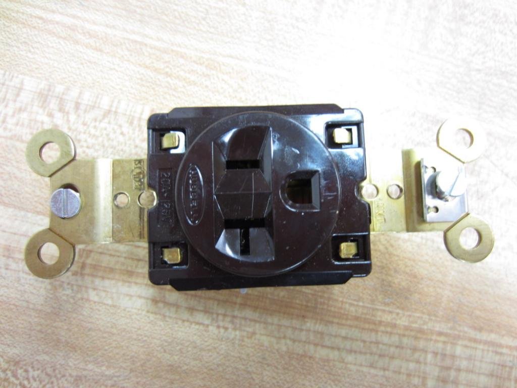 Hubbell 5361 Receptacle Single Brown 20A 125V 2P-3W 5