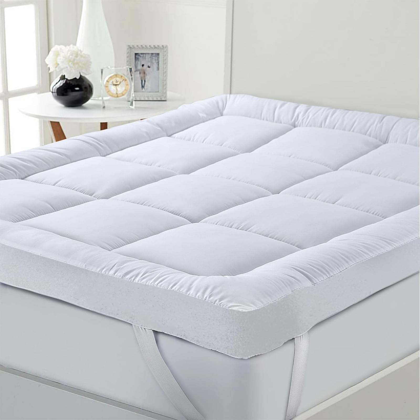Y Homeware White Yorkshire Homeware ® Microfibre Mattress Toppers 4" 10Cm Hotel Quality Bed Topper Supersoft Heavy Fill Single Double King Super King Box Stitched And Elasticated Corner Straps (Double)
