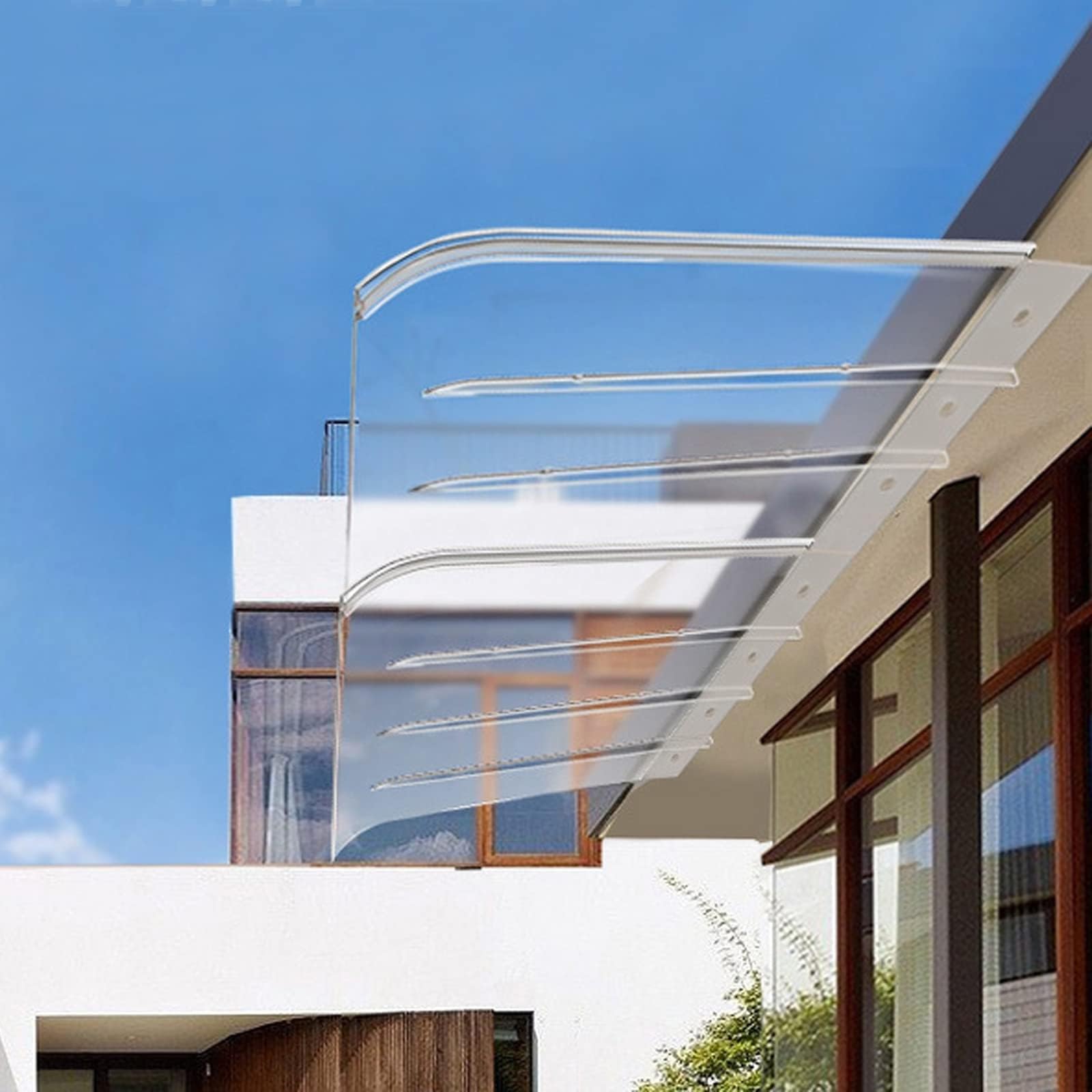 Auvent de balcon invisible pour protéger votre véranda de la pluie