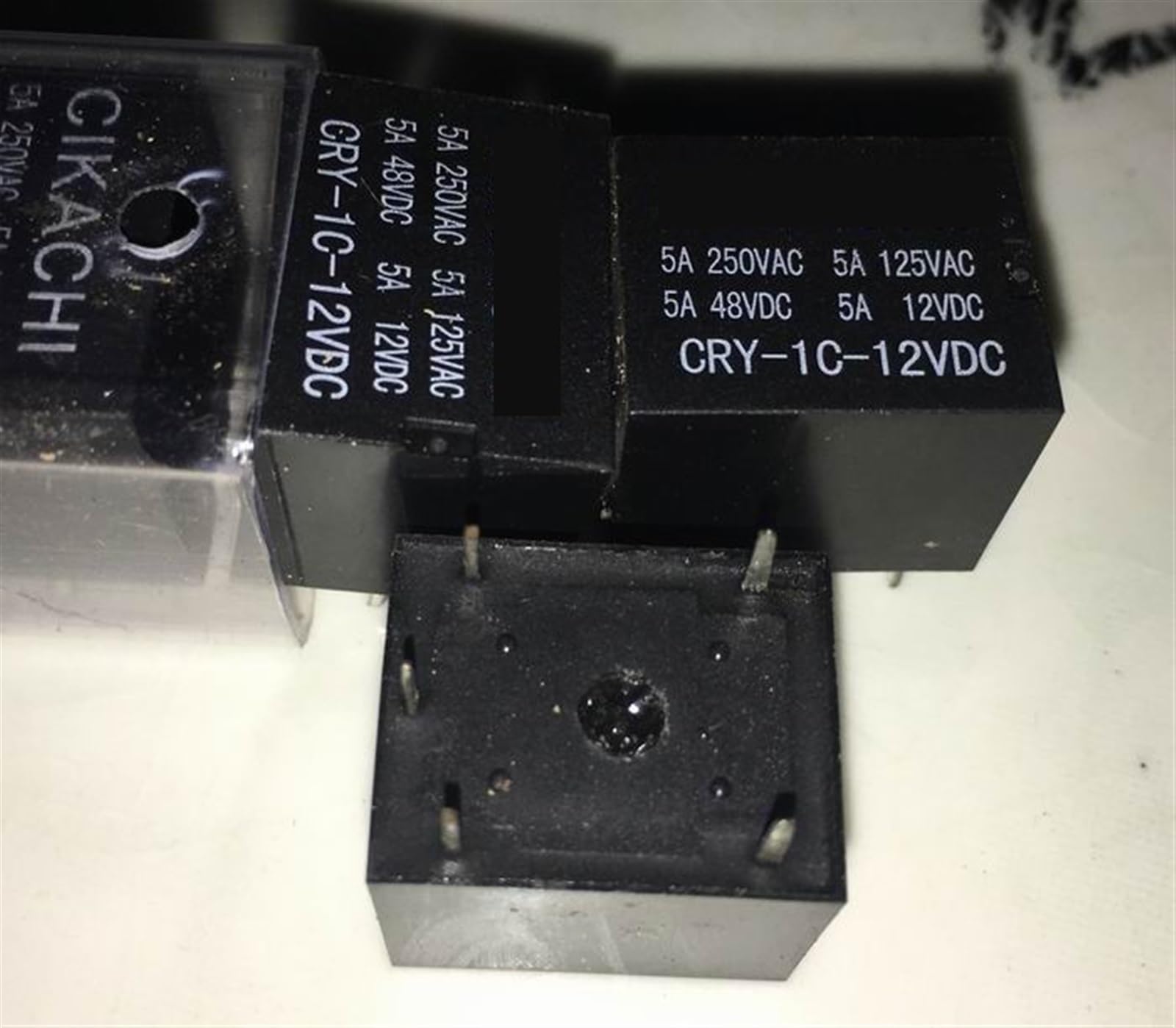 Relais 5 broches CRY-1C-12VDC KmoNo T73-1C-12V-5A pour domotique et projets Arduino