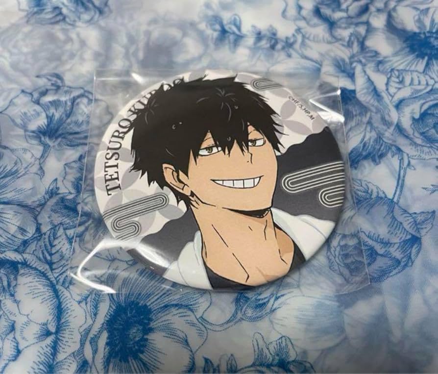 ハイキュー 極楽湯 缶バッジ 黒尾鉄朗