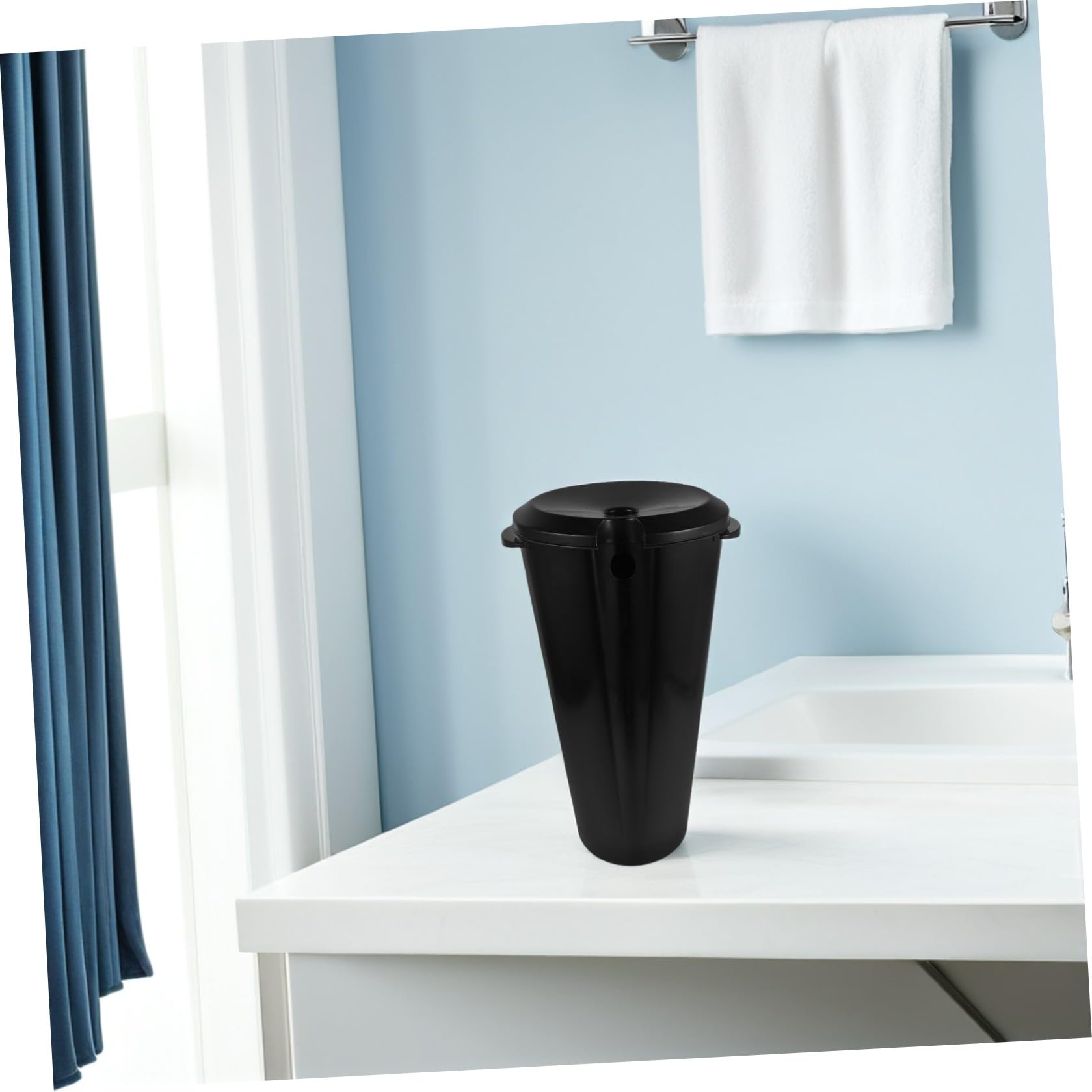 Lavacabezas Portátil Negro de 15 L con Tapa y Cubo Integrado
