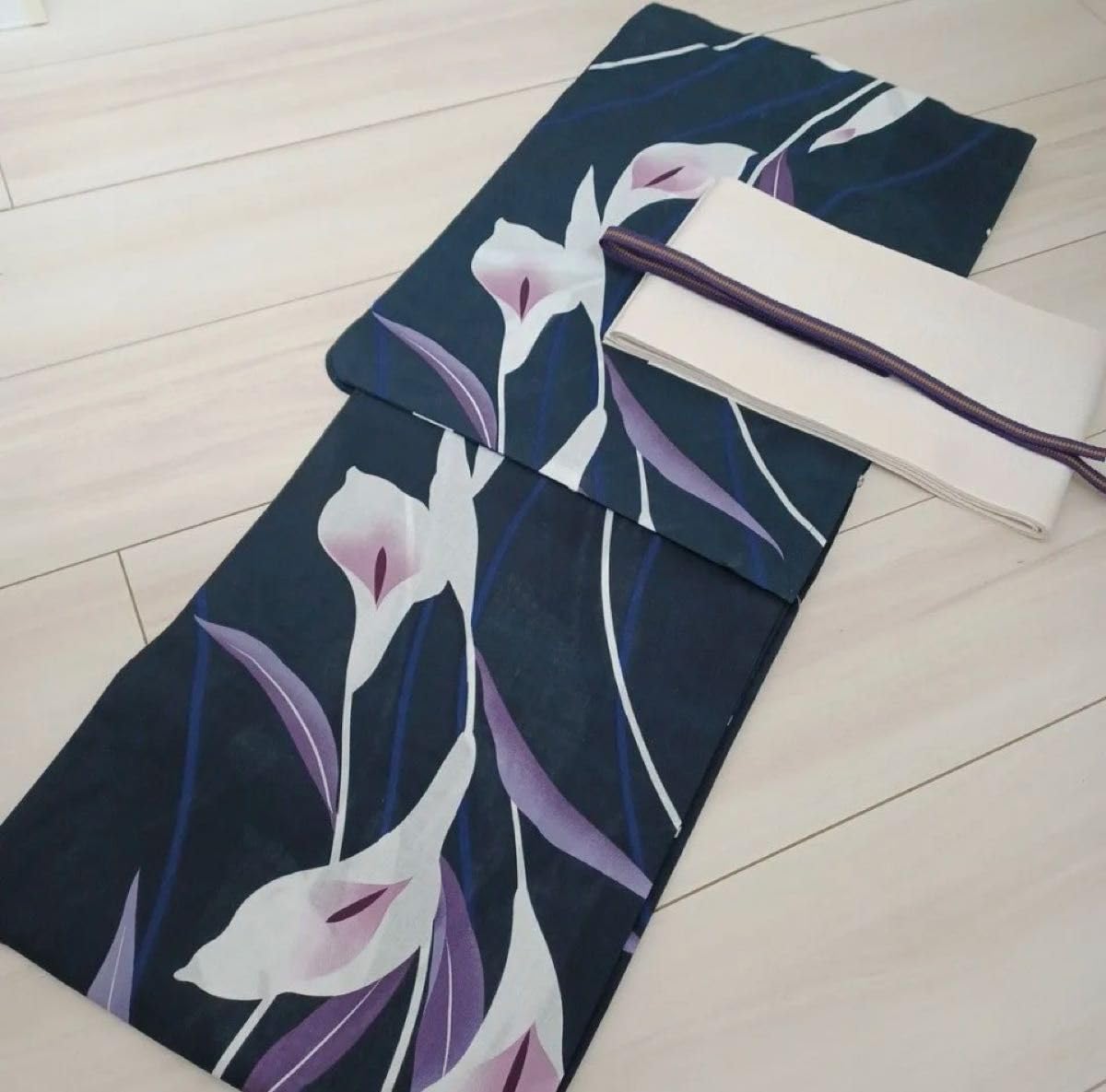 新品☆呉服屋♪大人上品な水芭蕉 スレンダー夏着物 浴衣３点セット Amazon.co.jp: 大人上品な水芭蕉 夏着物 浴衣3点セット : ファッション