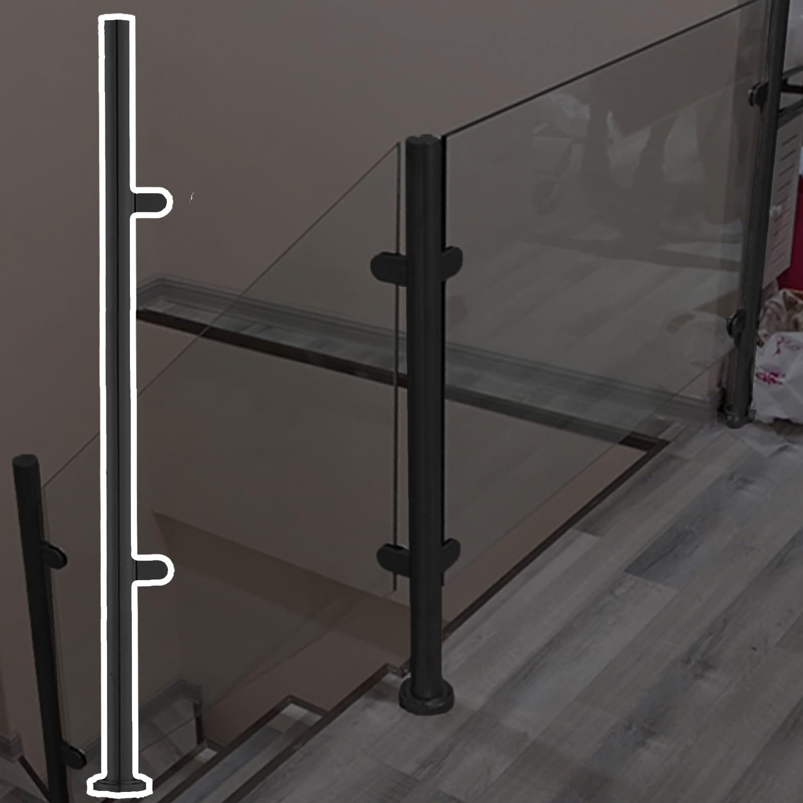 Postes para balaustrada de terraza C-Edge que transforman las vistas de tu jardín
