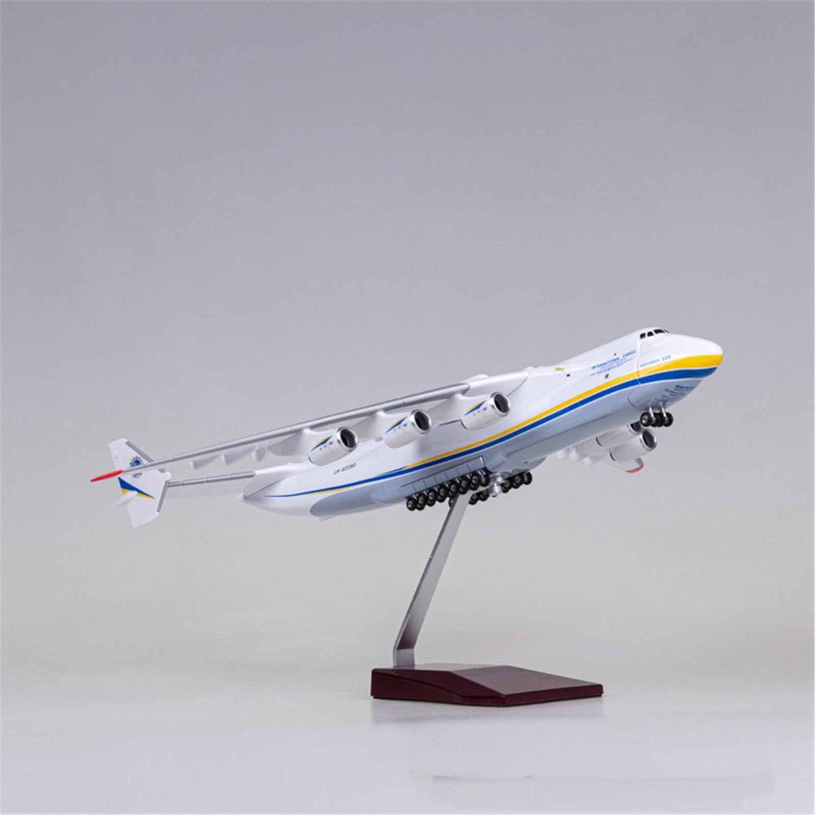 Model samolotu transportowego Antonov AN-225 1/200 1/200 42 cm - Dekoracja rocznicowa i replika kolekcjonerska
