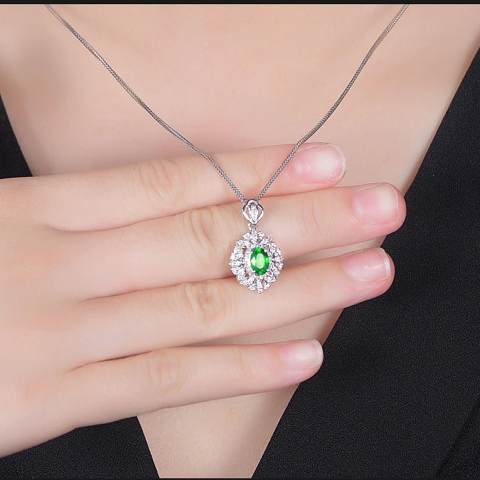 9K / 14K / 18K White Gold Necklace for Women, Flower and Oval with 1.02ct and Diamond Emerald, Pendant Necklace Silver Green Women