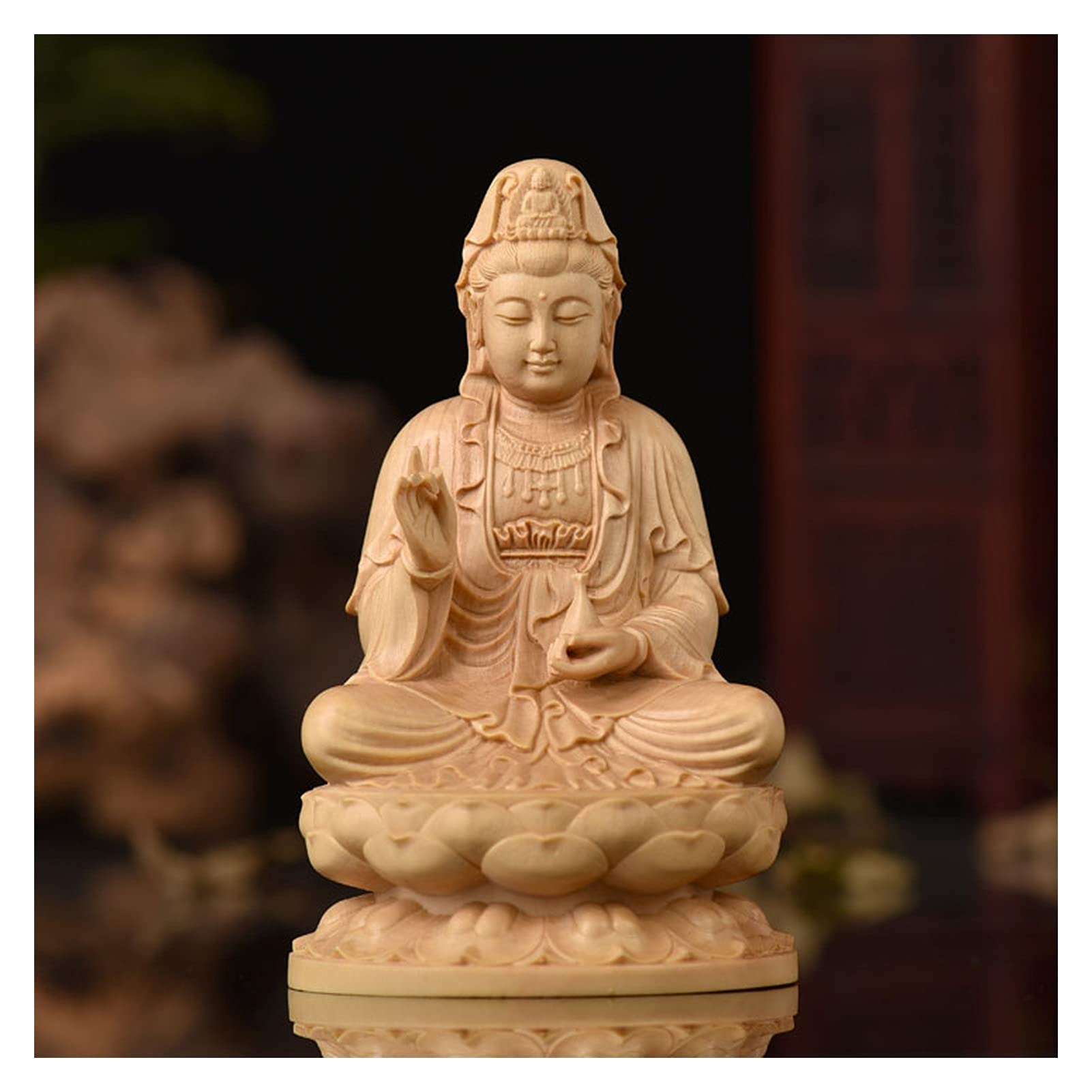 Petite Kwan Yin figurine bouddhiste et ornement méditation en bois de buis
