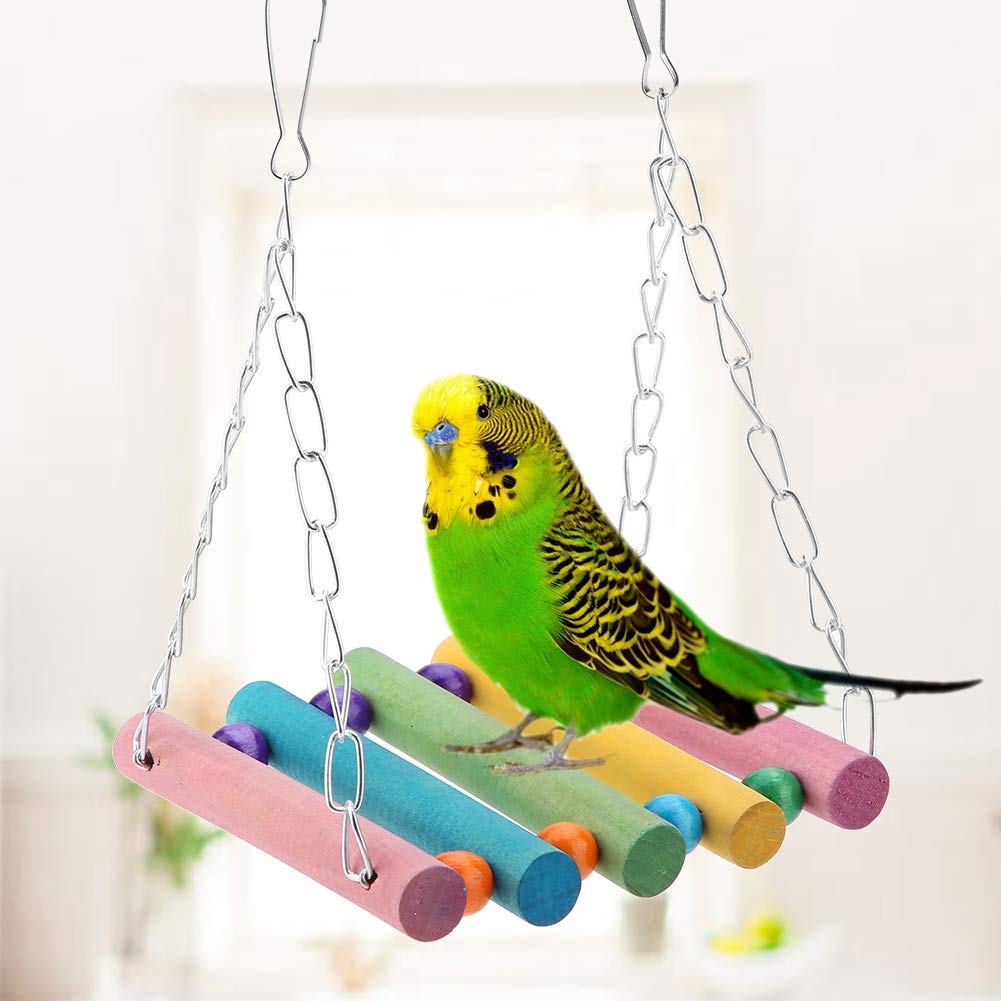6 Pcs giocattoli pappagallo di uccelli, Parrocchetto Bird Toys Perches Altalena appesa giocattoli con perline di legno colorate Bells Sepak Takraw per pappagalli