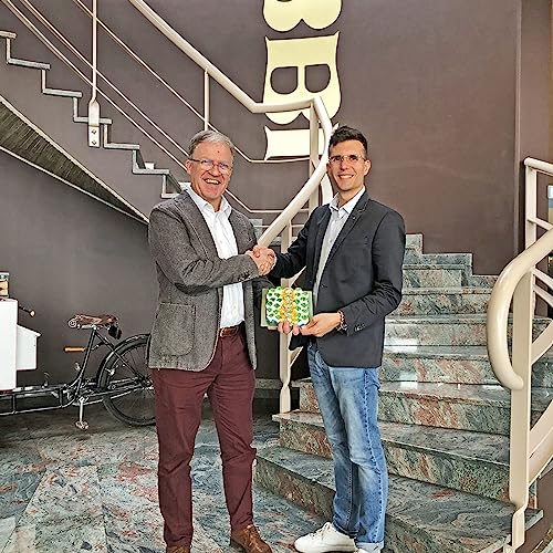 『Conferito all'azienda cesenate Babbi il premio per il miglior pistacchio al mondo』のカバーアート