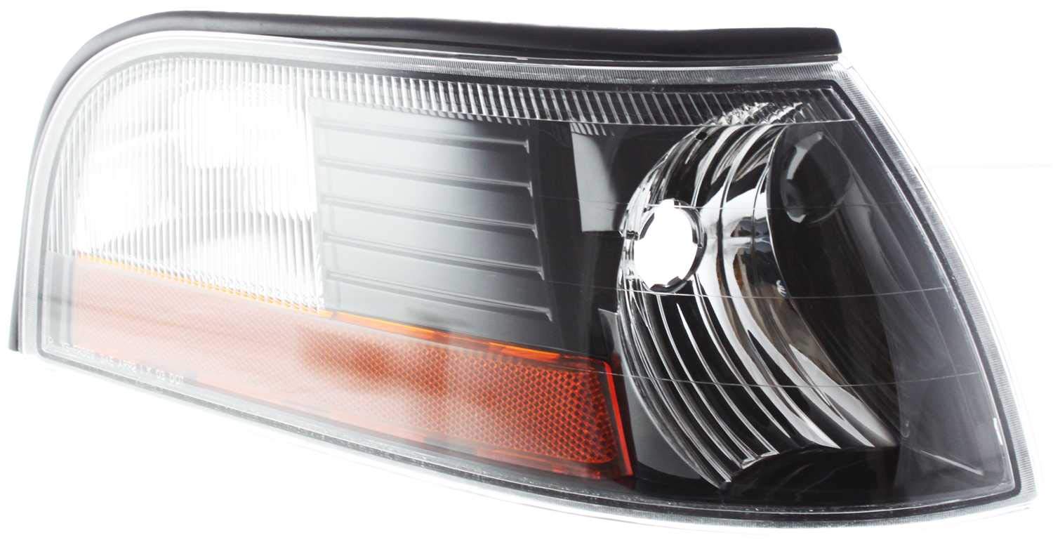 Amazon.com: Go-Parts - Right (Passenger) Corner Light for