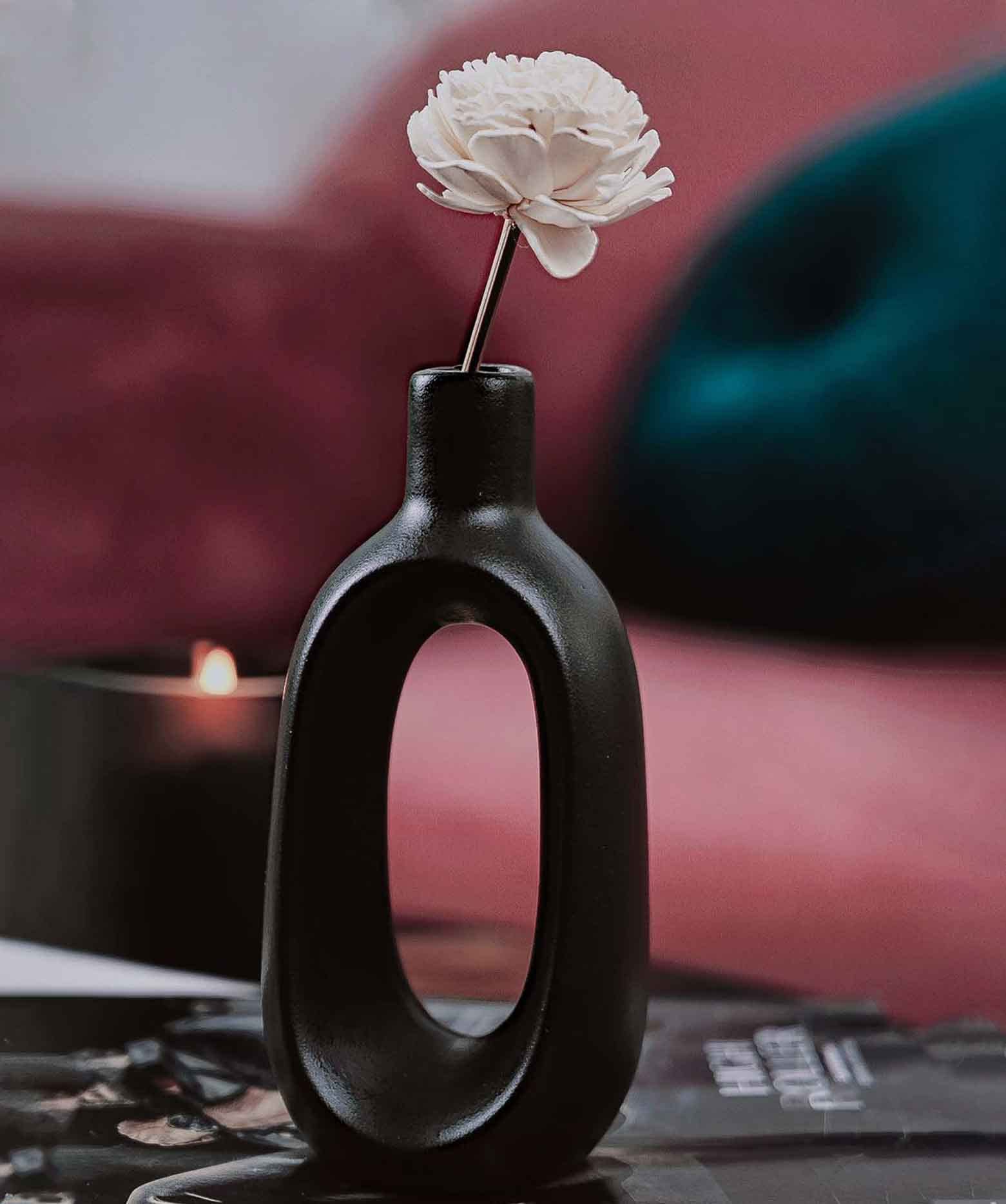 Purezento Modern Decorative Kieko Vases for Home Decor | Centerpieces | Office or Living Room with Unique Quality for Home Decor Center Table, Flowers Pot, Bedroom Side Corners (Black,6 Inch)-picture-19