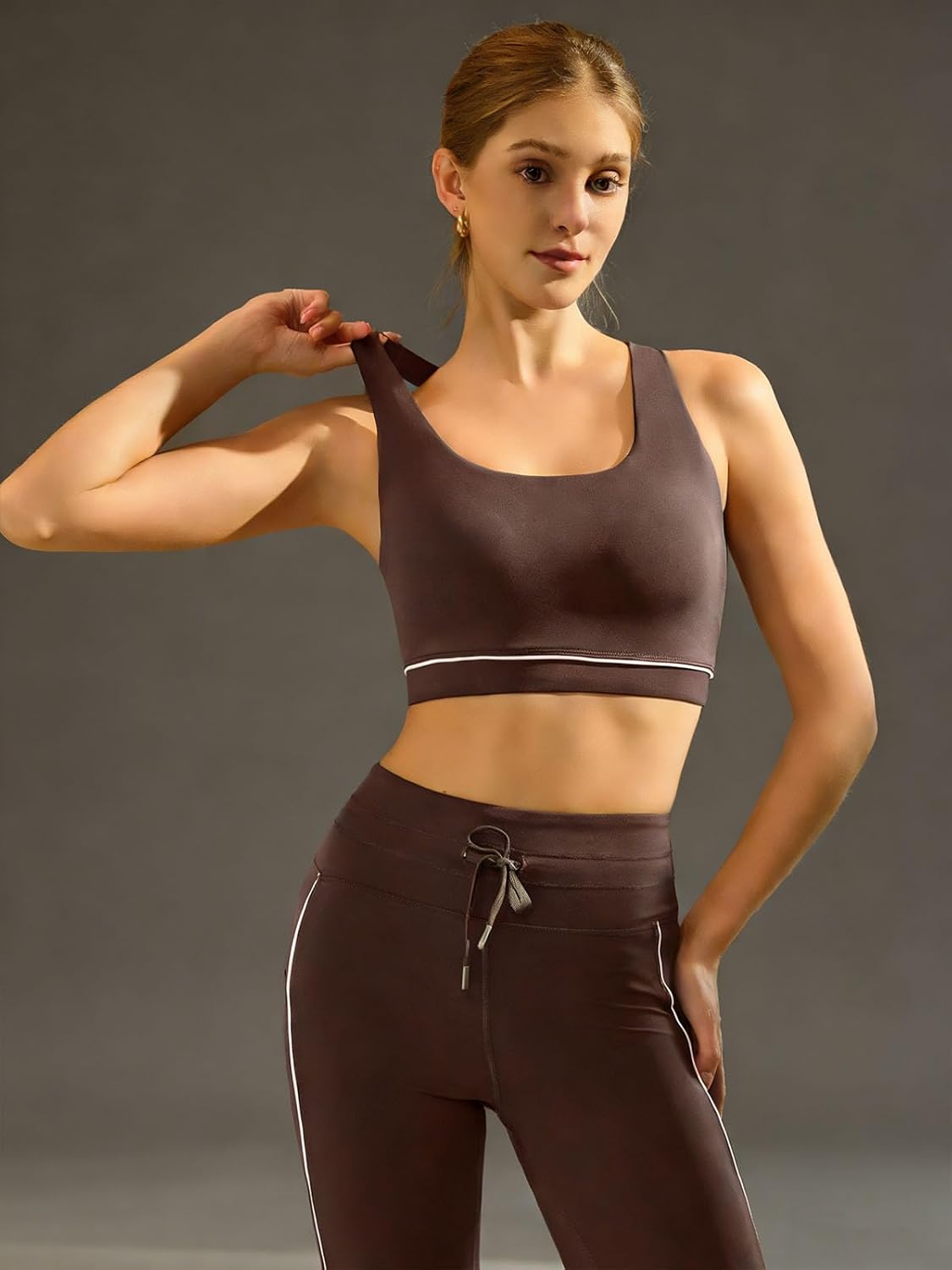 Yoga Tops High Support Sports Bras for Women with Criss Cross Back Round Neck Seamless Fitness for Gym Running