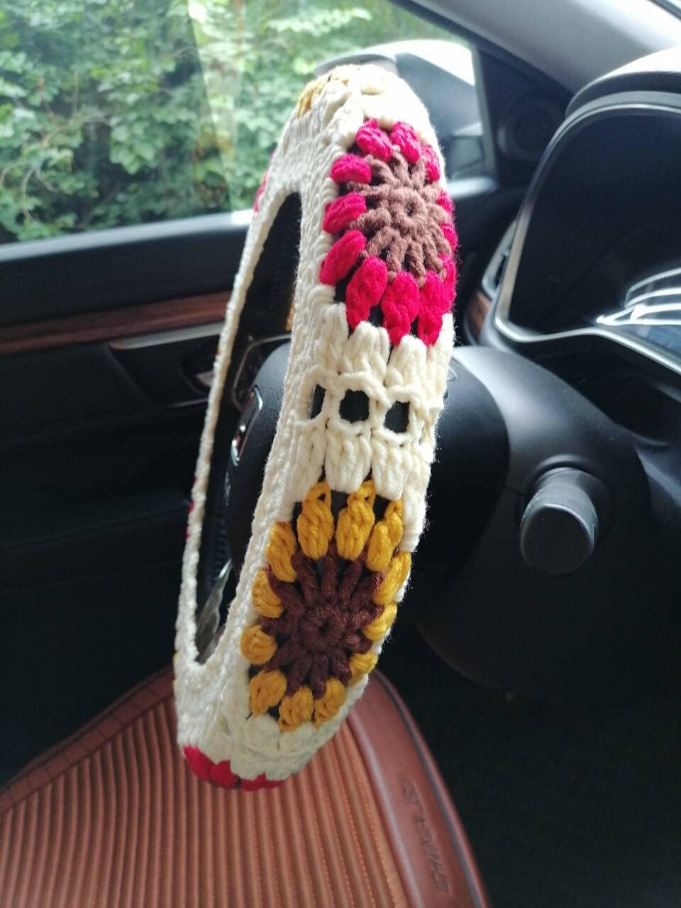 YDMZZB Crochet Sunflower Steering Wheel Cover,Seat Belt Cover(Steering Wheel Cover+1 Belt Cover)