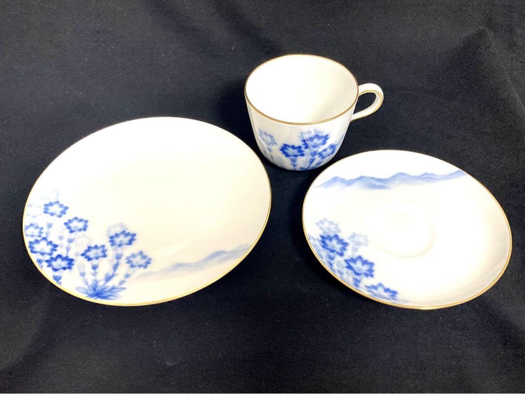 大倉陶園御用邸の花デザート皿6客 大倉陶園御用邸の花デザート皿6客