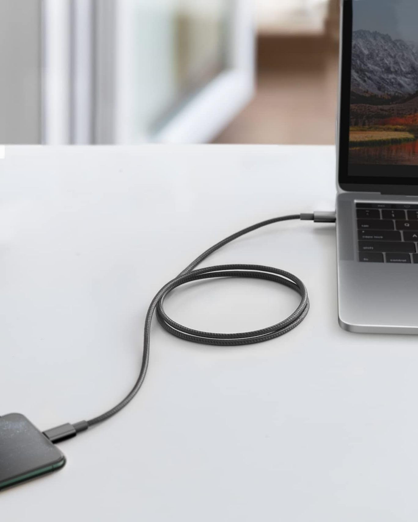 Anker Câble USB C vers Lightning, cable iphone usb c [certifié MFi] Nouveau câble de Charge Nylon pour iPhone 14 Pro/X/XS/XR/8 Plus/AirPods Pro, Prise en Charge de Power Delivery (1m)
