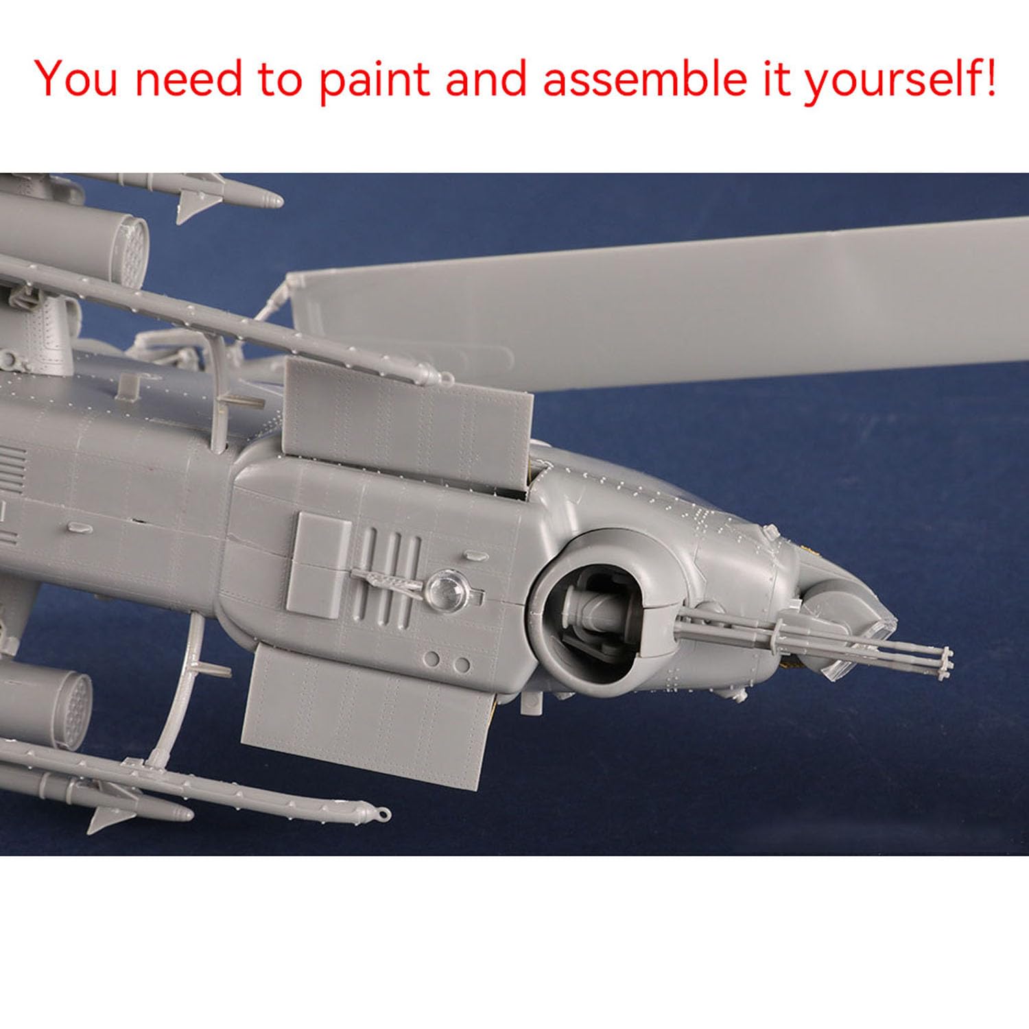 1/35 AH-1W Super Cobra Aircraft Model Kit 05117 Trumpeter Plastica Elicottero Statico 380+ Parti Non Assemblato FAI DA TE Collezione Regali