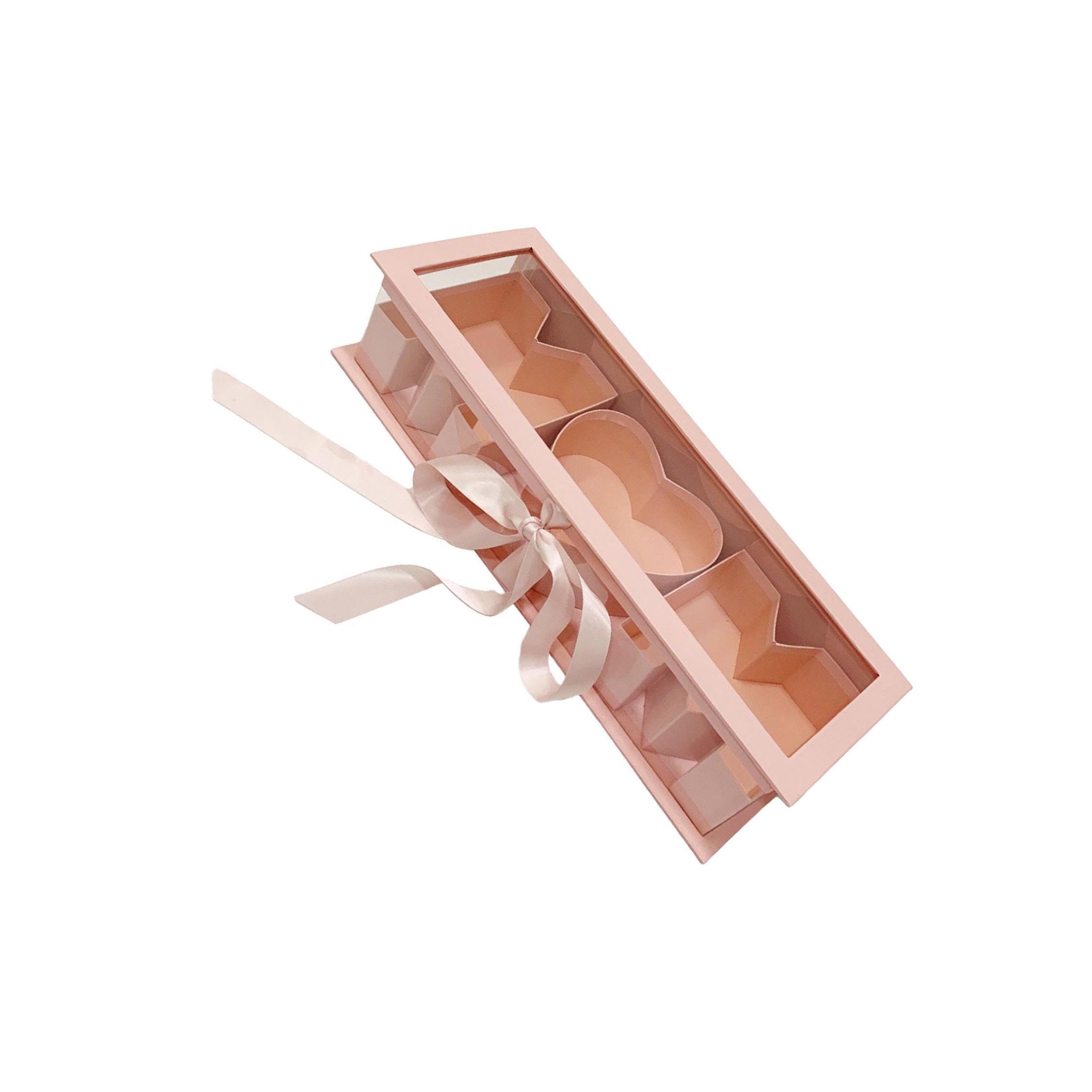 QLECXZI Elegant Fillable Gift Box For Flowers In Mom Letter Makes Every Occasion Memorable Or Other Gifts. Fillable Mom Letter Shaped Gift Box Is With Of, Pink, 44.5x15.5x9.7cm