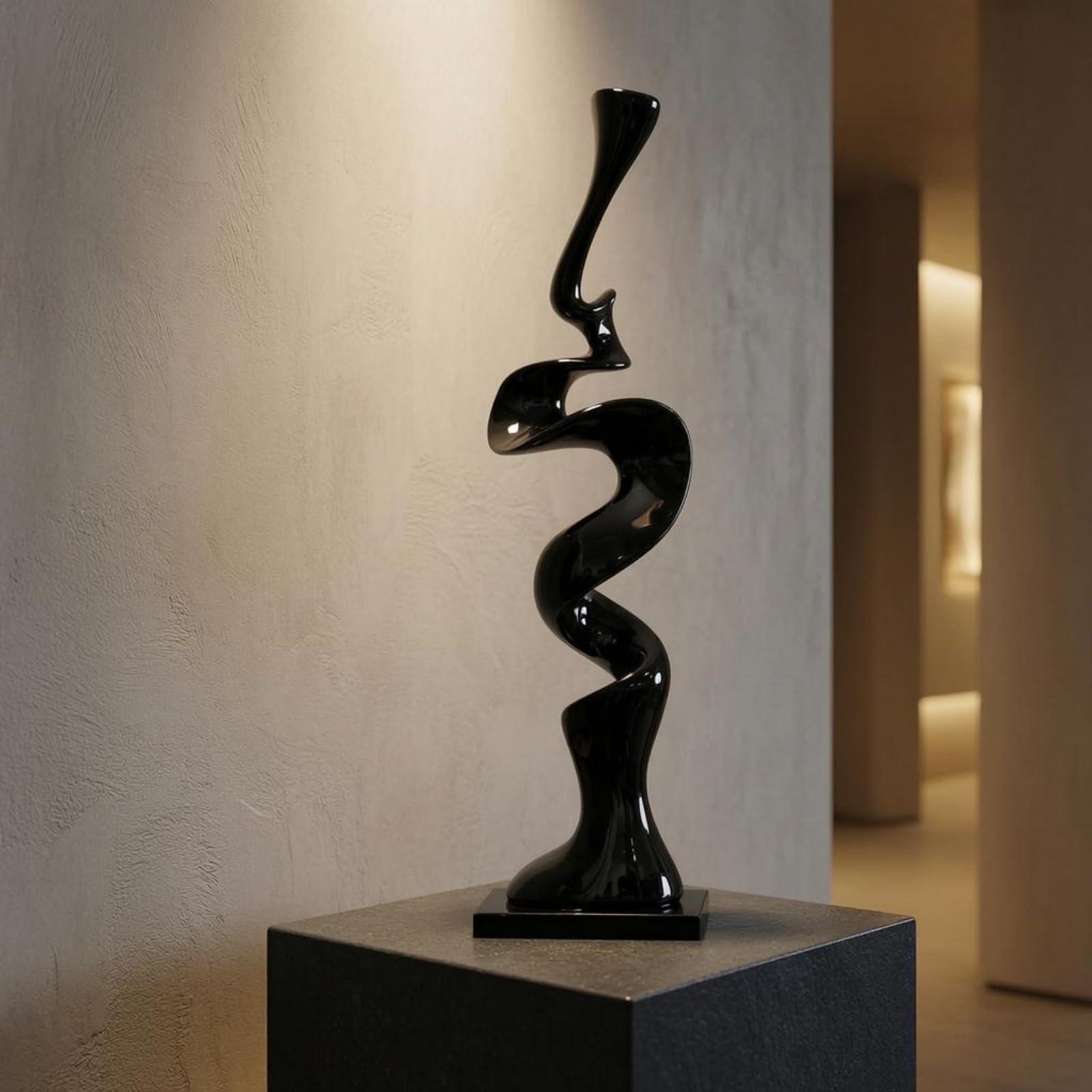 Milageto Escultura Moderna Estatua Adorno Figura en Resina con Base de Mármol y Acabado Reflectante Que el Espacio sin Recargar, Negro Gunmetal, Grande