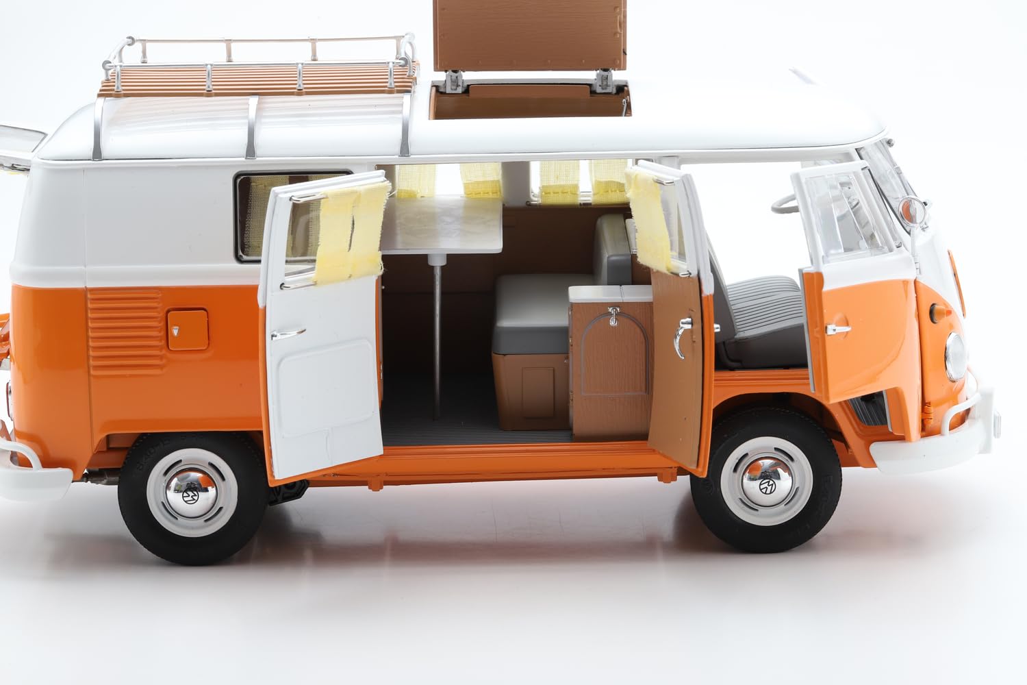 Schuco 1:18 VW T1 Samba 1962 Ora./Metallgrau DC - Hochwertiges Diecast Modellauto im Maßstab 1:18, Modellauto, 1:18, Auto, Sammlermodell