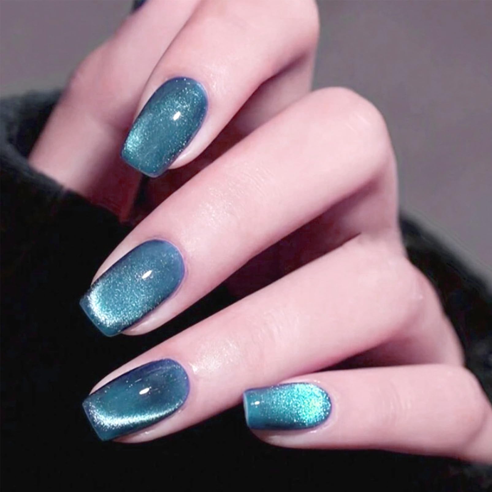 30Pcs Cat Eye False Nails,Mermaid Blue Cat Eye Press on Nails for Women,Mysterious Teal Shimmer Nails Halloween Parties Elements,Wearable Stick on Nail Art for Girls