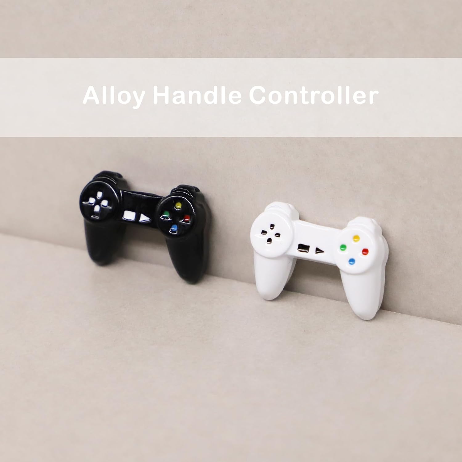Miniature Handle Controller, Dollhouse Emulation Gamepad Model, Mini Game Electronic Accessories, for Dollhouse Miniature Accessories, Computer Room, Fairy Garden, Diorama (Black)
