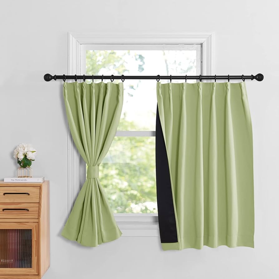 NICETOWN 麻風カーテン 幅100cm丈150cm　カーキ色2枚セット Amazon｜NICETOWN 完全遮光 1級遮光 二重カーテン 厚地 裏地付き