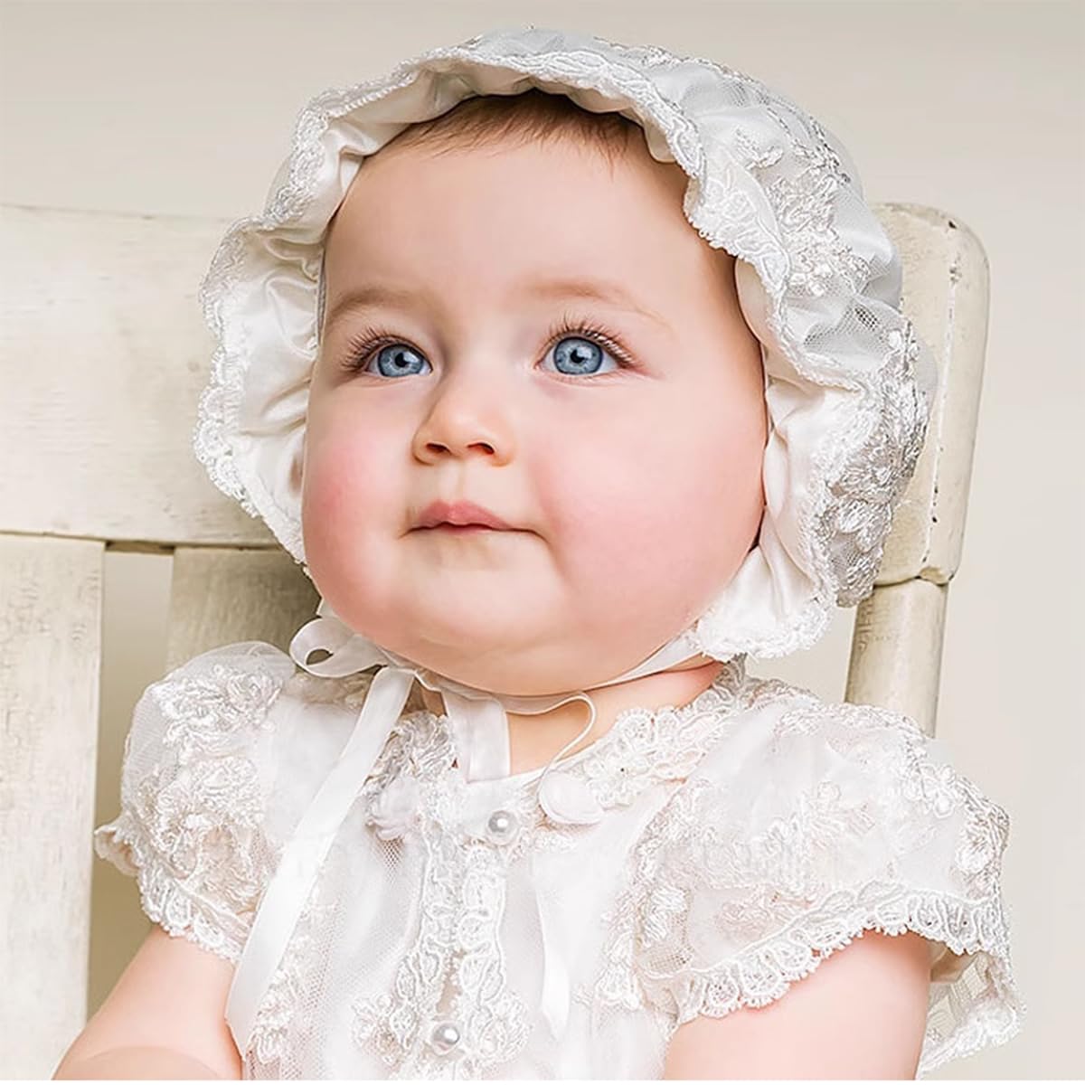 CAMDOM Baby Lange Taufe Kleider 3pcs Weiße Spitze Taufe Kleid Anzug mit Mütze