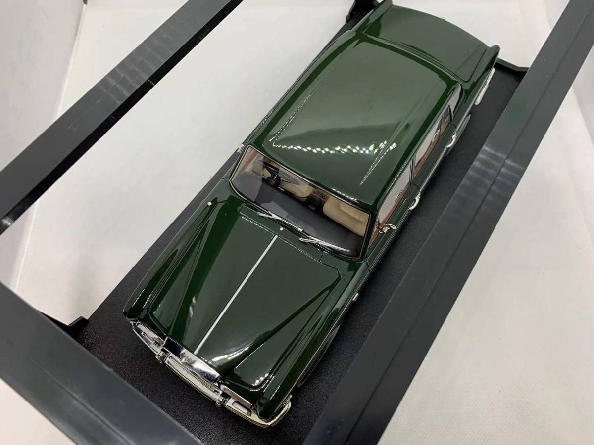 Amazon | Cult 1/18 ロールスロイス Rolls-Royce Silver Shadow 1975