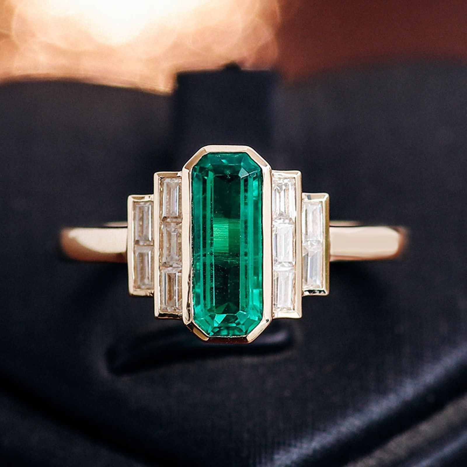 Bague de fiançailles rectangulaire en or jaune 9 carats avec émeraude verte et moissanite pour femme