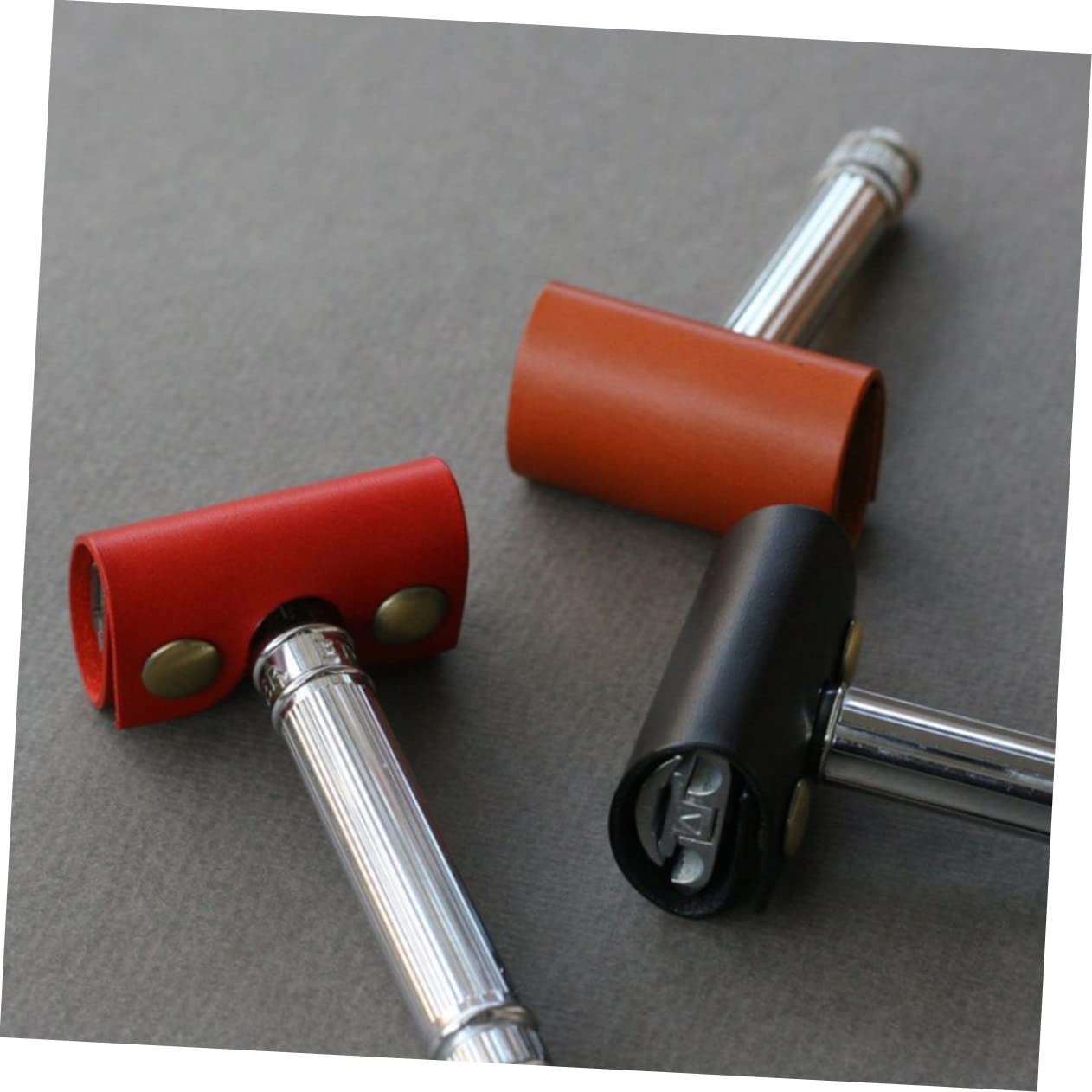 IWOWHERO 4sets Razor Head Faux Leather Protective Sleeve for Manual Shaver Anti-scratch Razor Accessories Shave Products 2pcs*4