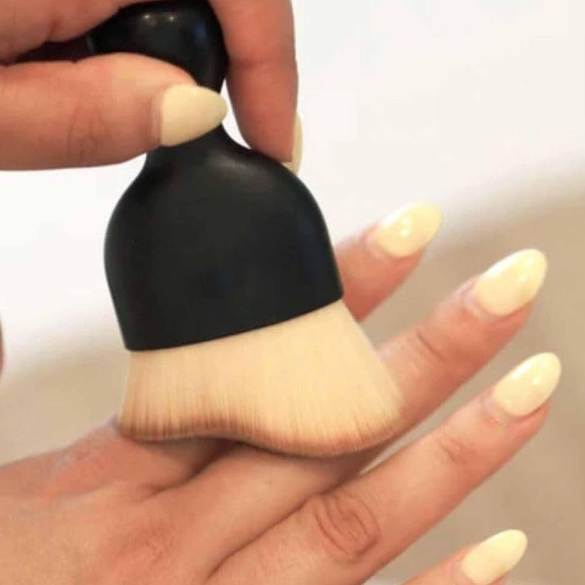 Body Buffing Brush for Self Tanning Hands Feet & Face - For Natural Streak-Free Fake Tan, black - Image 4