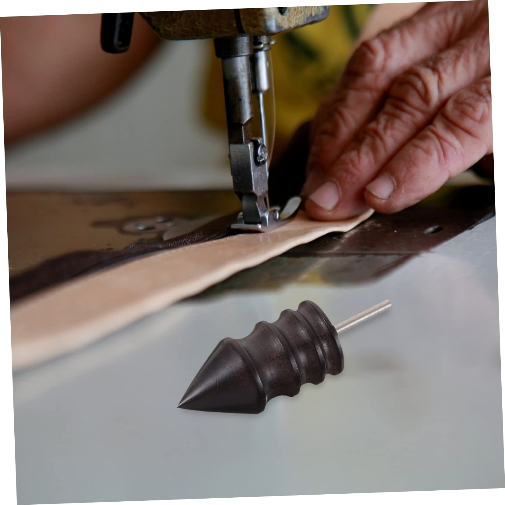 BEBEMOKO 2Pcs Wooden Leather Burnishing Tool Durable Craft Edge Burnisher with Polishing Heads for DIY Leather Projects for Professional and Hobby Use