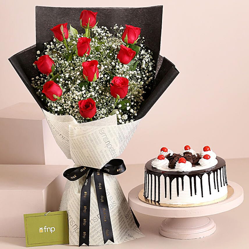 Lap Of Luxury Roses Bouquet Black Forest Cake-image-41