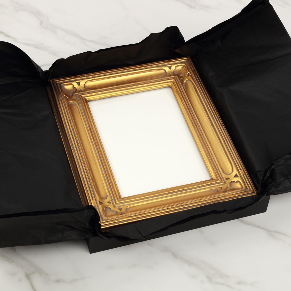 Creative Mark Museum Collection Gothic Gold Picture Frame, 4x6 Antique Style Ornate Tabletop Frame, Solid Wood with Hand-Finished Gesso Coating, Easel Stand for Table or Wall Use, Gift Box