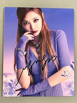 Amazon.co.jp: セール中…ニンニン直筆サイン入り超大型写真…NINGNING