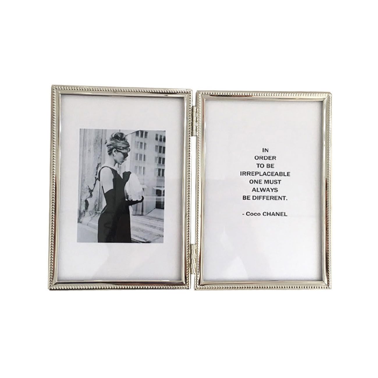 CHANEL フォトフレーム ホワイト 約15cm CHANEL フォトフレーム ホワイト 約15cm 【公式通販】