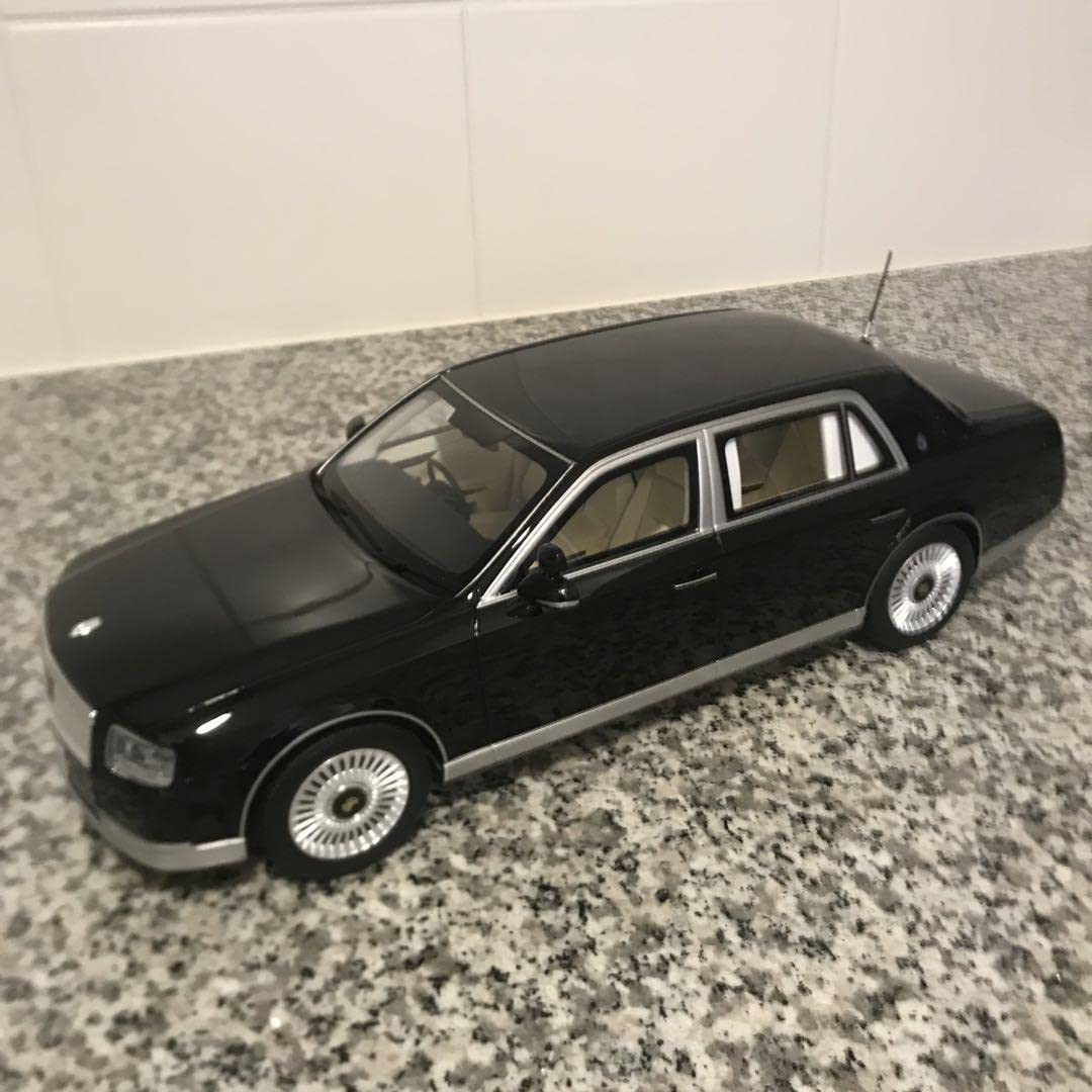 1/18トヨタ センチュリー (UWG60) 2020 日本国内閣総理大臣専用車 Amazon | RAI'S 1/18 トヨタ センチュリー (UWG60) 2020 日本国内閣