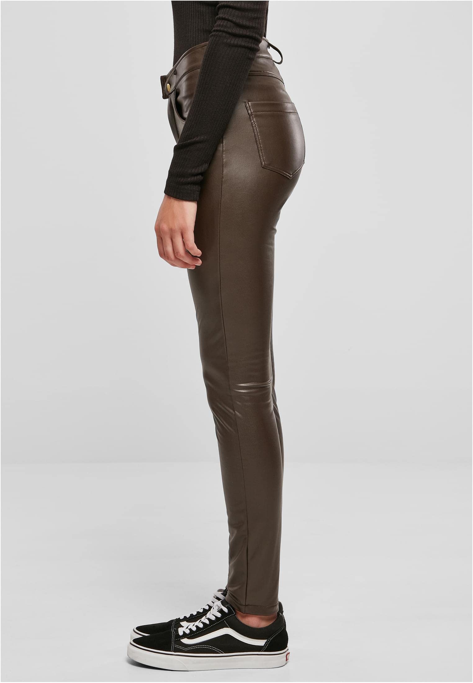 Urban Classics Ladies Mid Waist Synthetic Leather Pants - Spodnie Kobiety