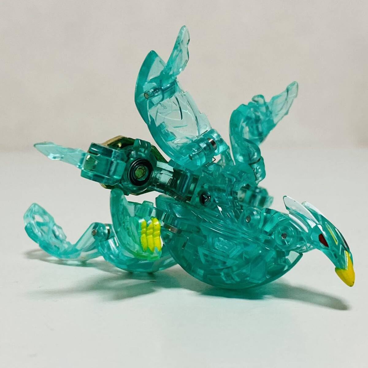 Amazon.co.jp: TOYS トイズ 爆丸 聖龍ウルトラハイブリッド