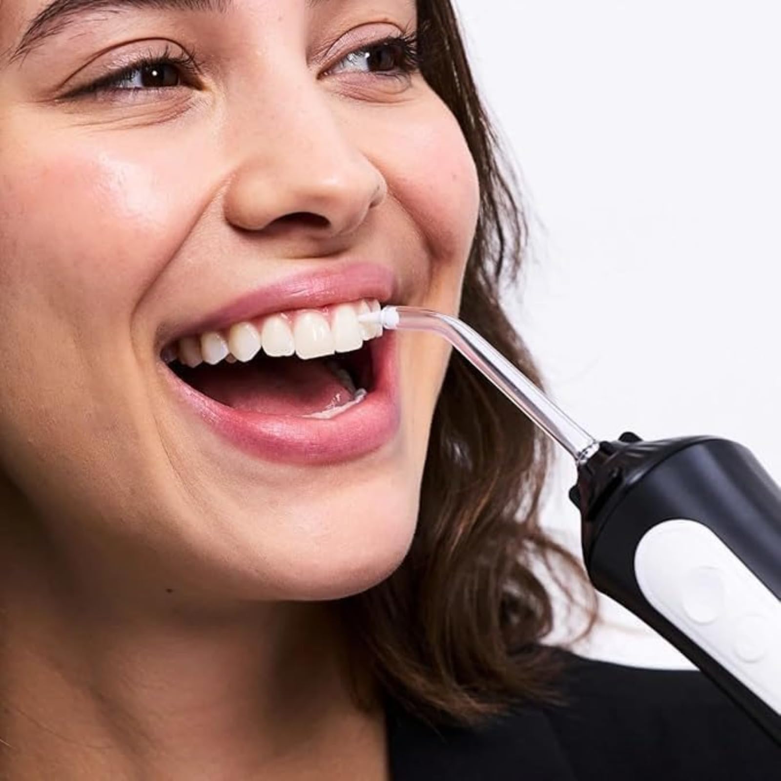 Irrigatore orale con impostazioni di pressione Ugelli sostituibili Ricaricabile Portatile IPX7 Impermeabile Serbatoio staccabile per viaggi domestici, Bretelle e gengive sensibili