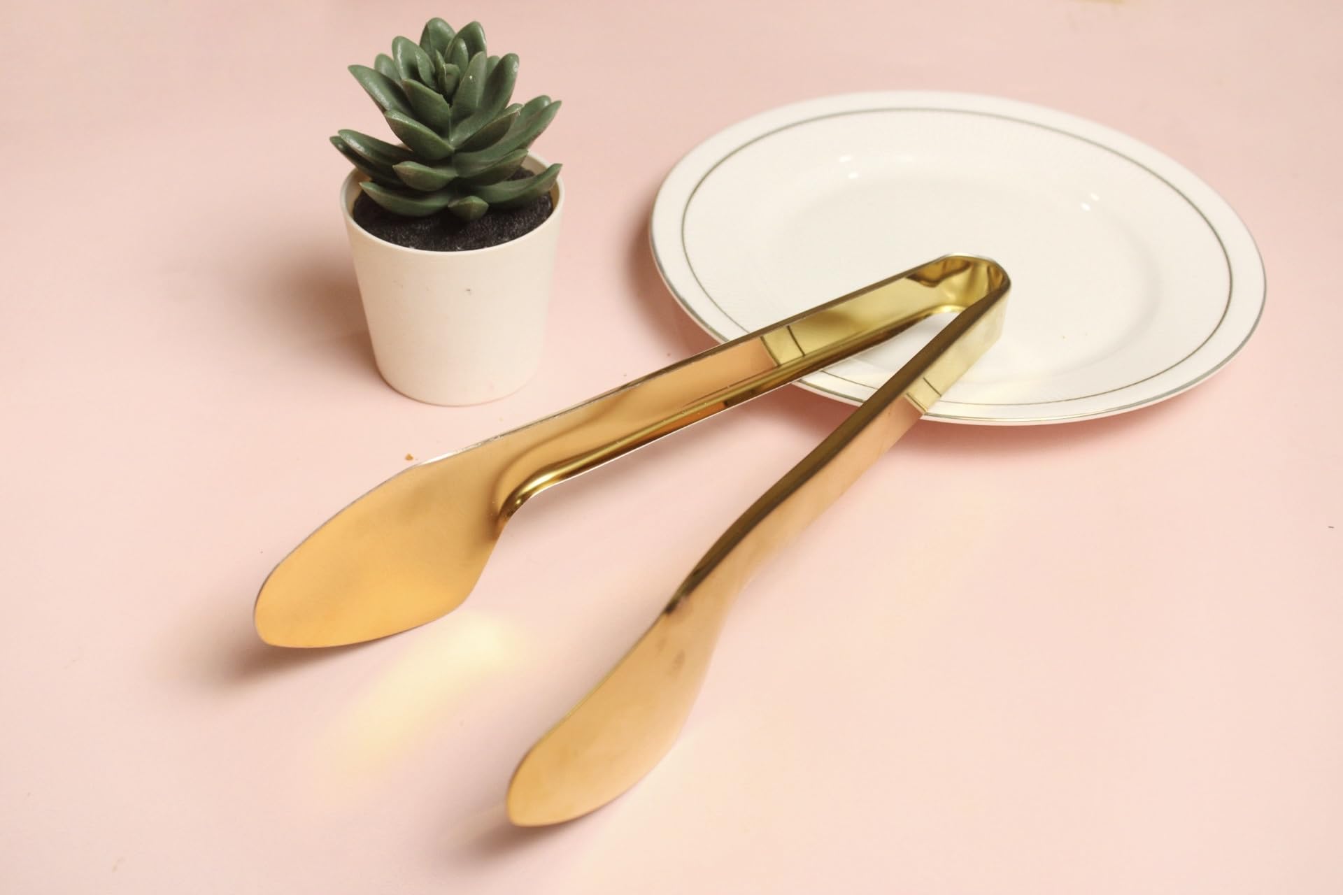 - Daily Rituals Gold-Tone Metal Serving Tongs - Perfect for Parties and Everyday Use (4)