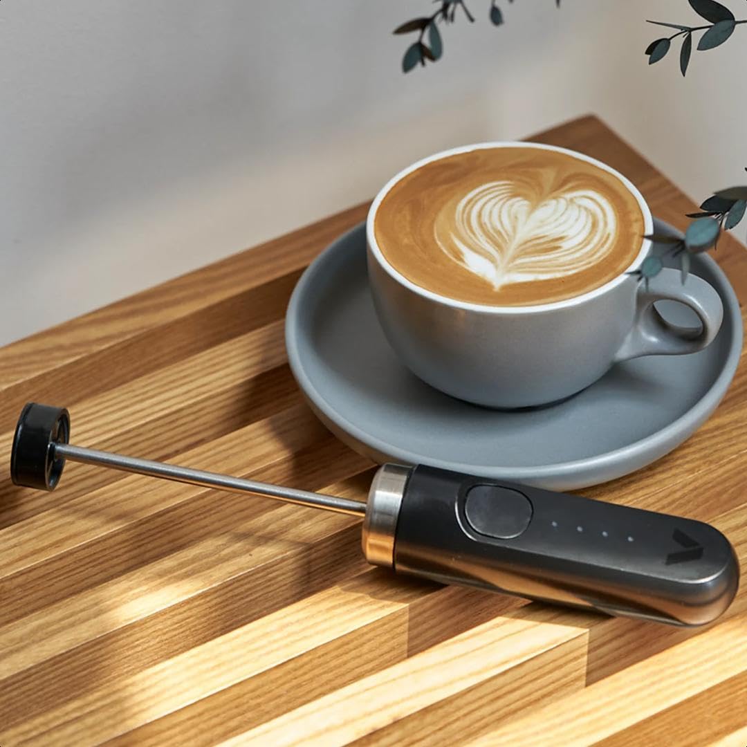 Subminimal NanoFoamer Lithium, Mousseur à Lait Électrique Rechargeable USB-C, Mousse de Lait Professionnelle pour Latte Art, Microfoam de Qualité Barista à La Maison, Accès à la MasterClass Inclus