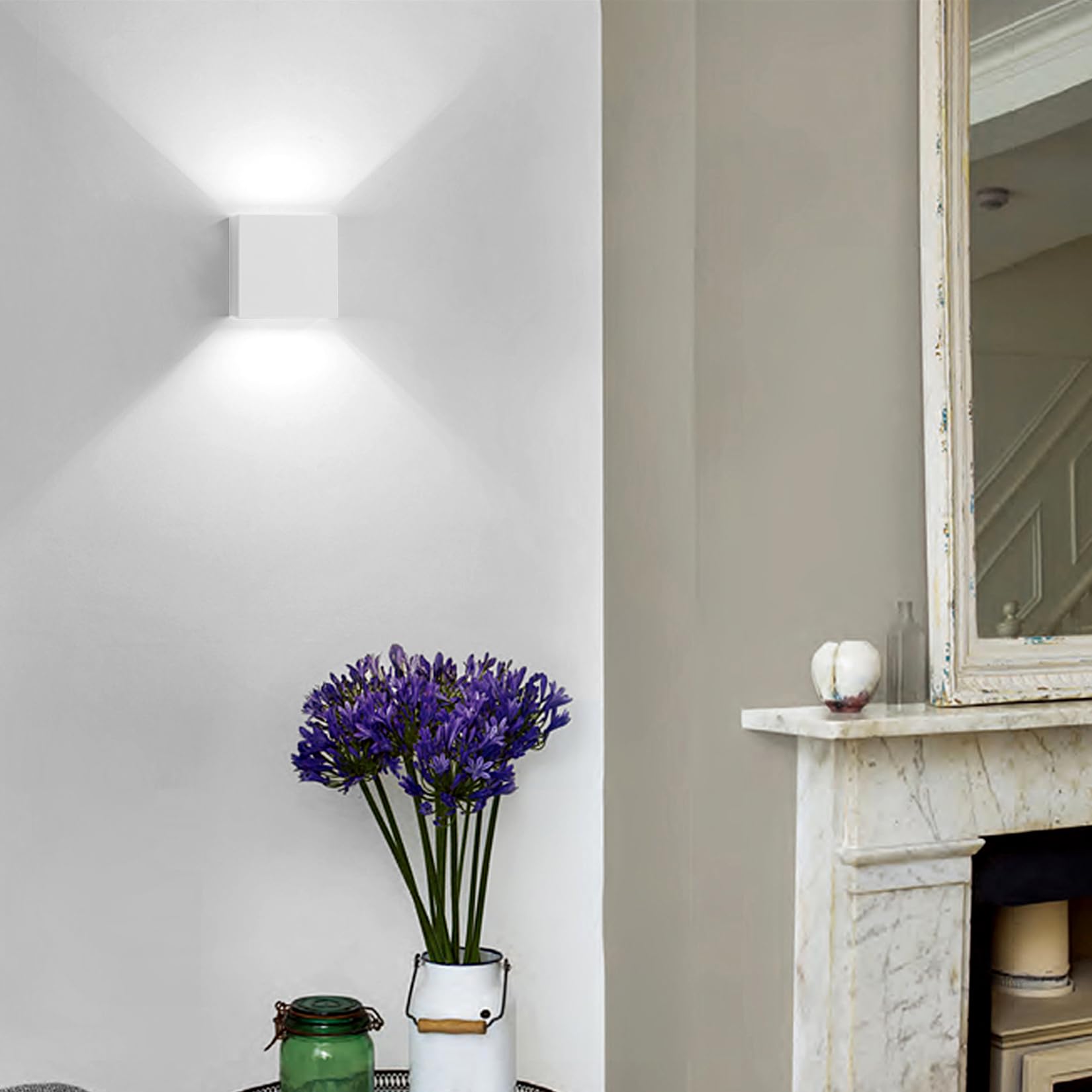 2 Pezzi Applique da Parete LED Lampada da Parete Esterno Moderno Interno Bianco 12W Luce Freddo 6500k IP65 Lampada Muro Impermeabile Quadrata Alluminio su e Giù Regolabile Design Facile da Installare