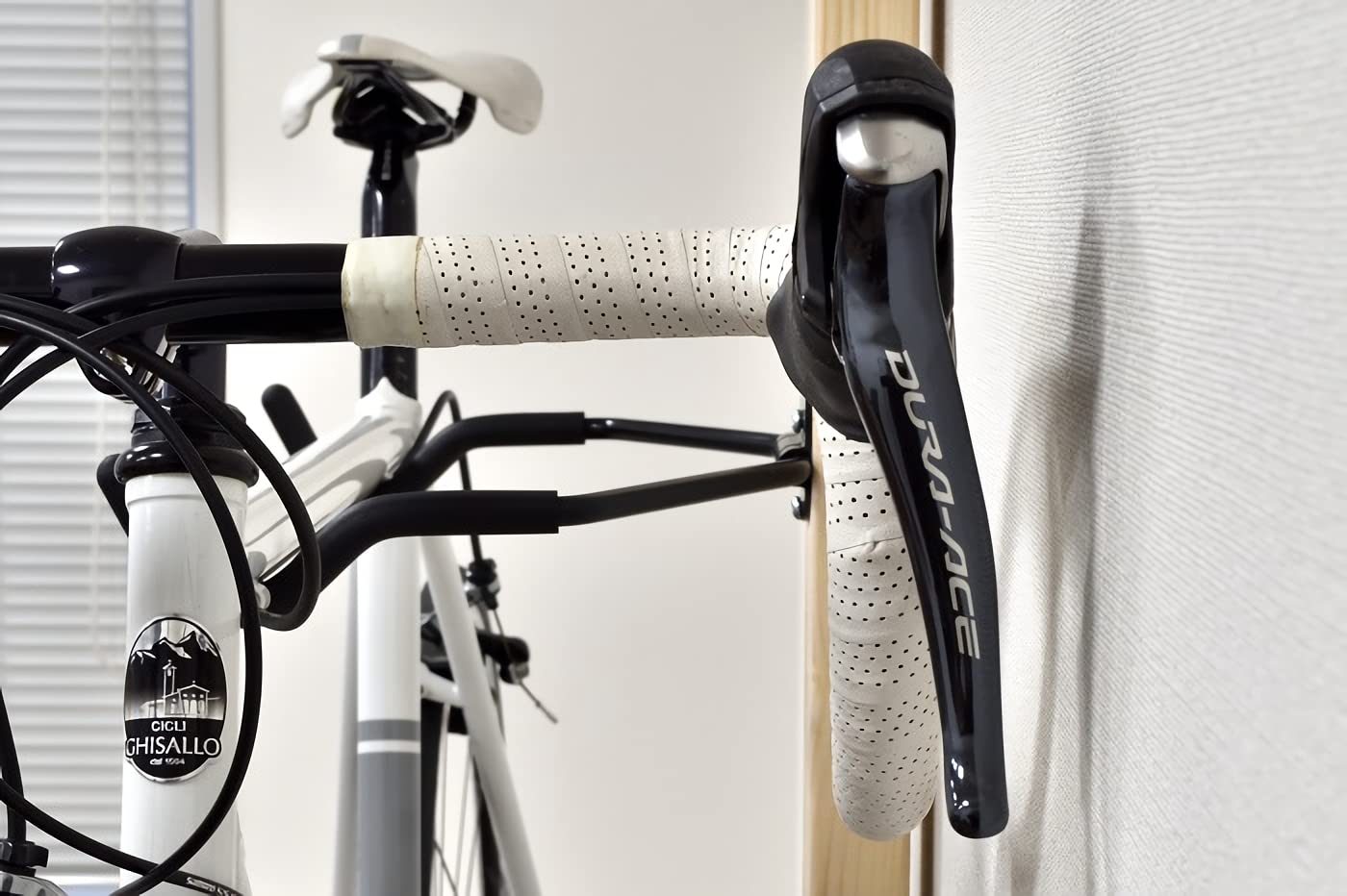 MINOURA 自転車スタンド ディスプレイスタンド バイクハンガー Amazon | ミノウラ(MINOURA) 自転車 ディスプレイスタンド