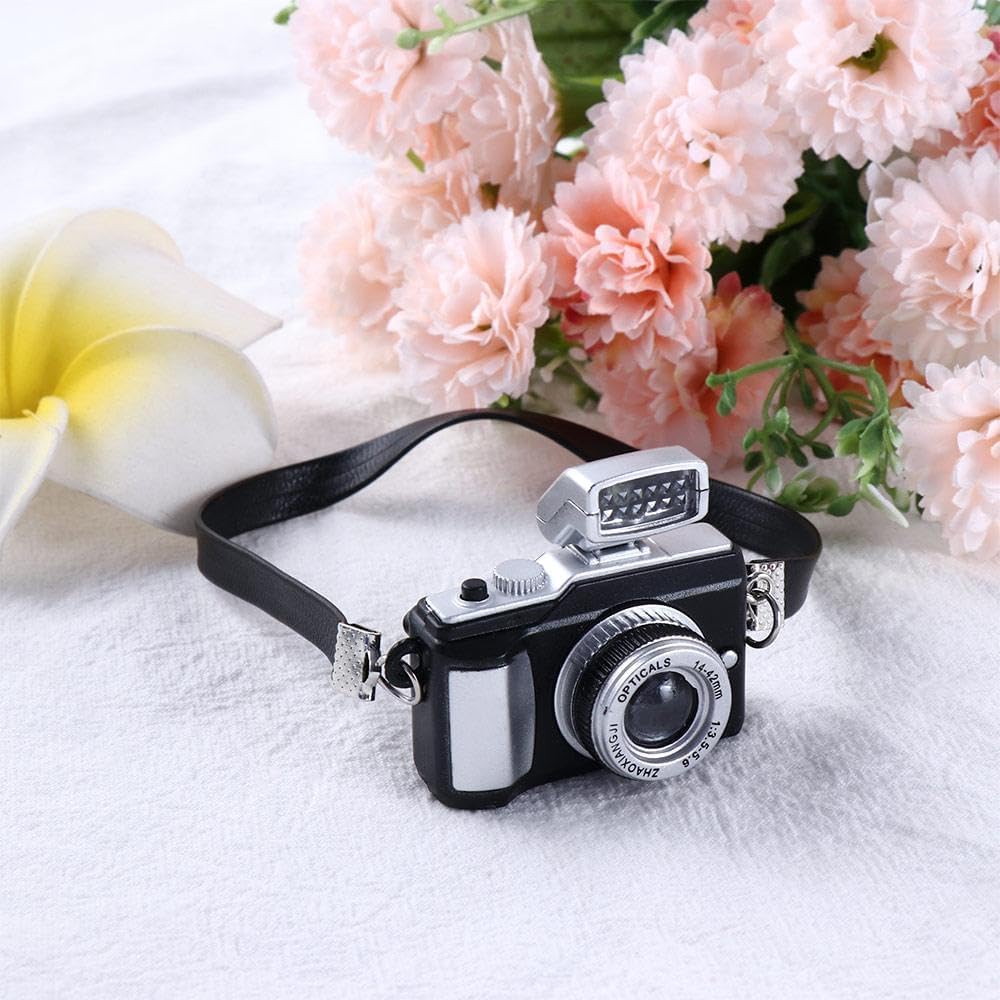 XD5-1Pc Black 1:4 Scale Mini Camera Prop Ornament Vintage Camera Model,Vintage Camera Prop Ornament Vintage Camera Model Vintage Camera Prop Miniature Camera Prop Camera Miniature Digital Camera Mini