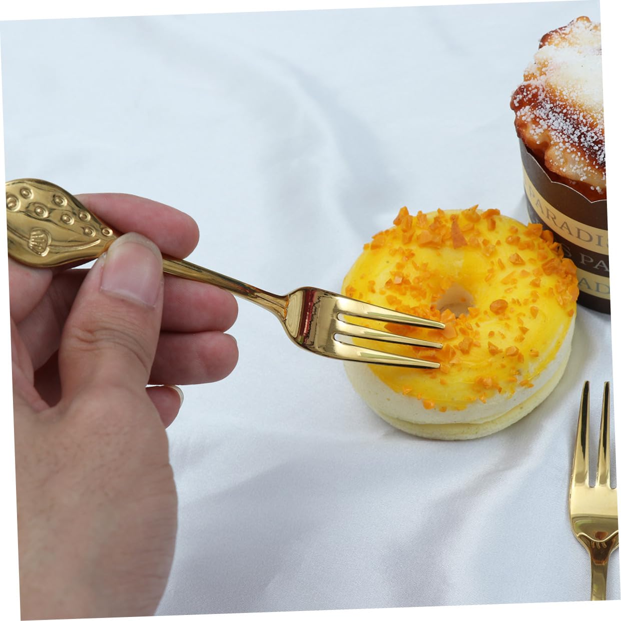 DECHOUS 18pièces Six Fourchettes à Dessert Acier Poignée Longue Pour Fruits Salades Et Apéritifs Pour Et Design Élégant